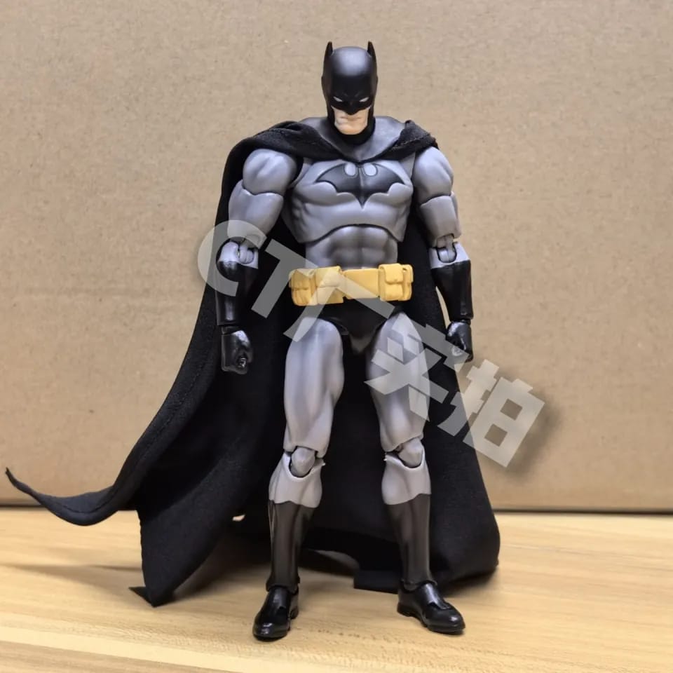 Batman MAFEX 126 Action Figure – Hush - Image 5